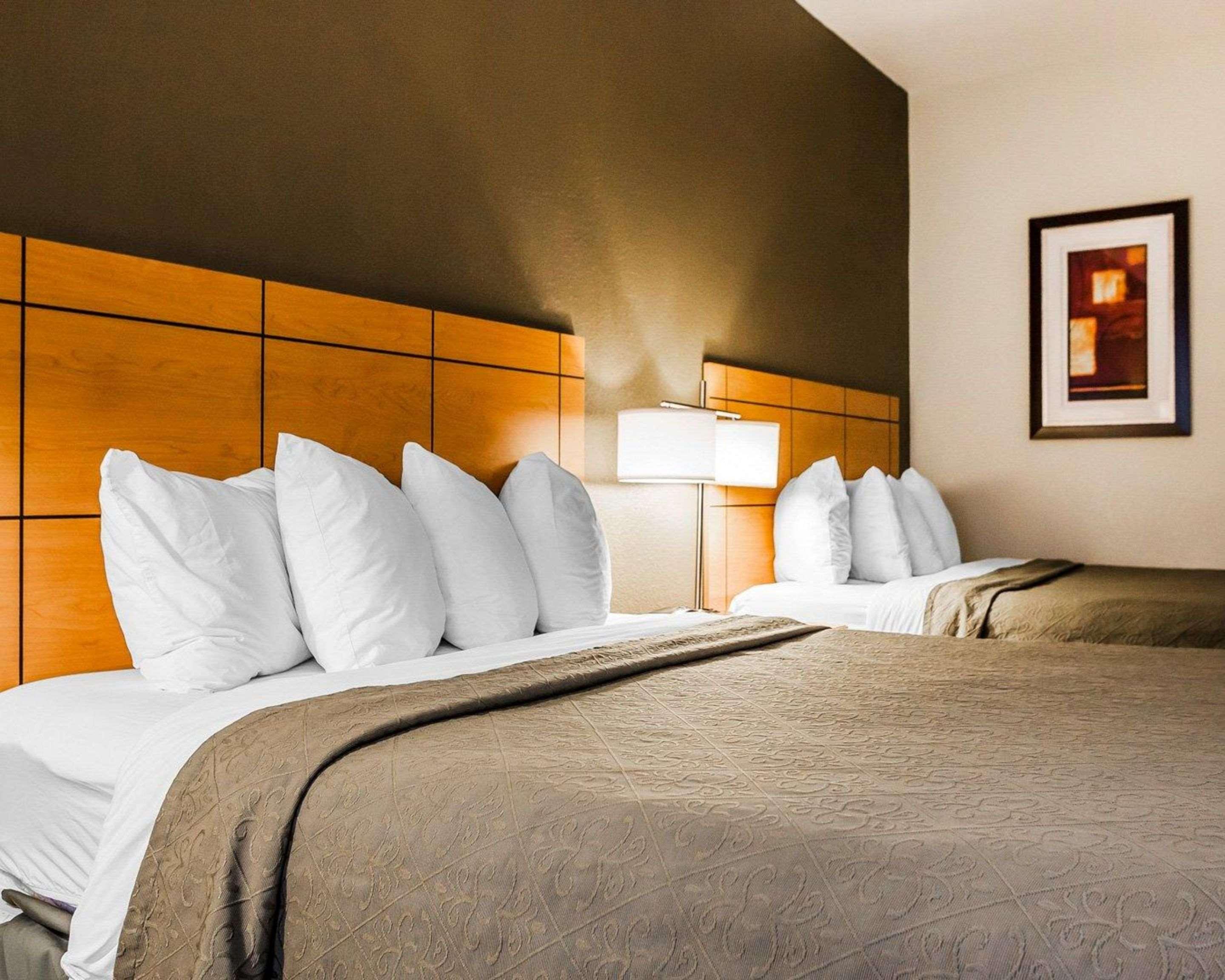 Quality Inn & Suites Des Moines Airport Εξωτερικό φωτογραφία