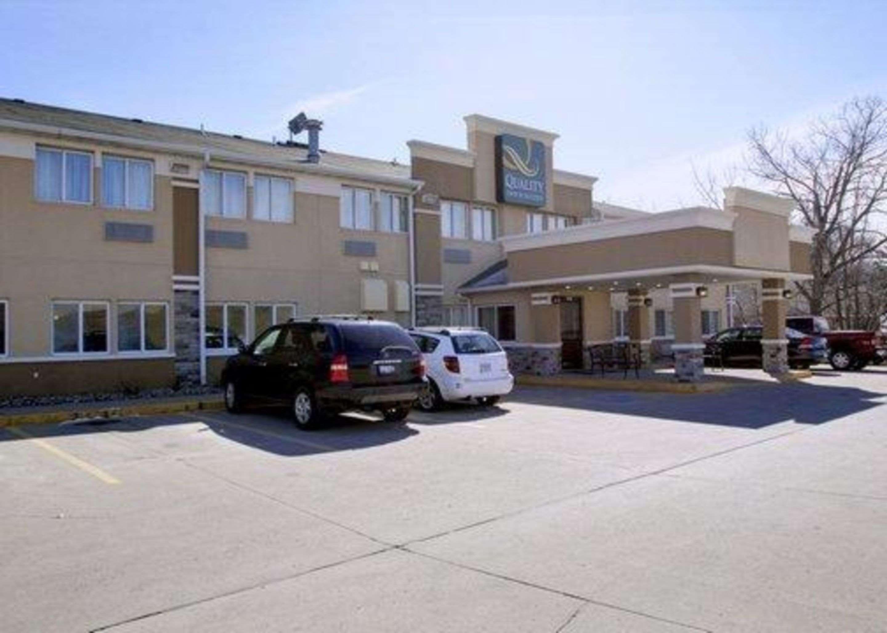 Quality Inn & Suites Des Moines Airport Εξωτερικό φωτογραφία